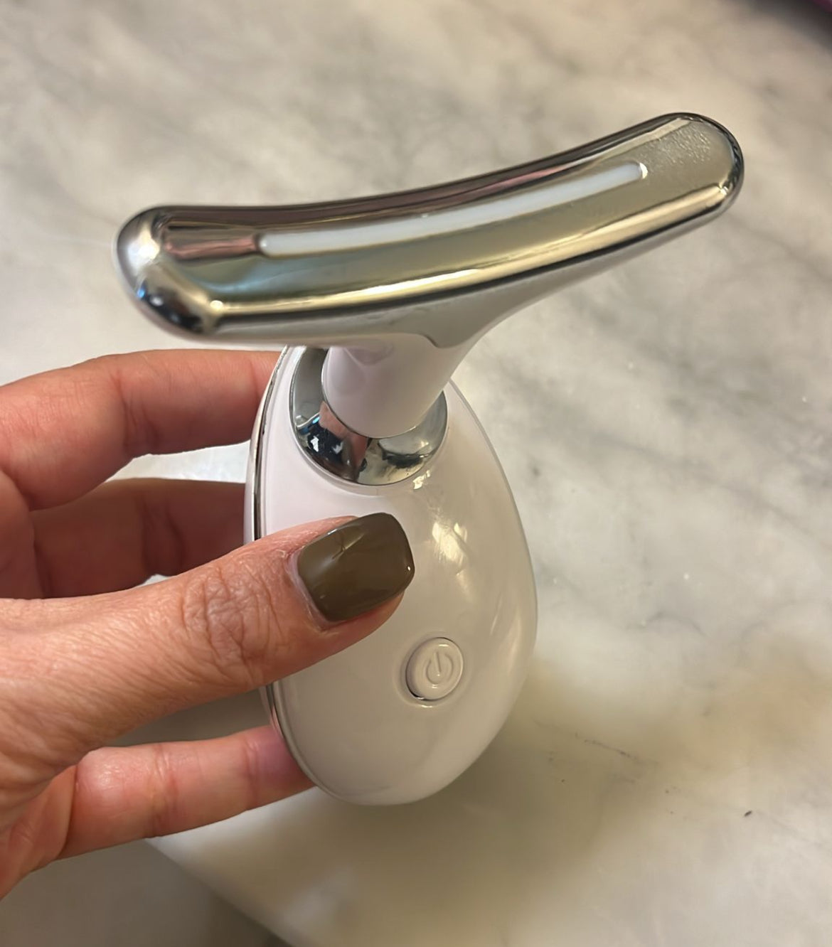 LED Face & Neck Sculpting Device